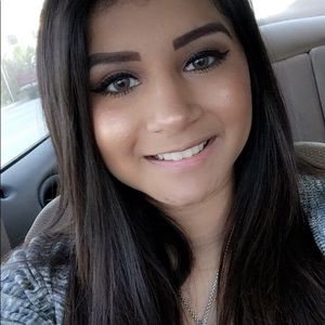 Meet your Posher, Bianca